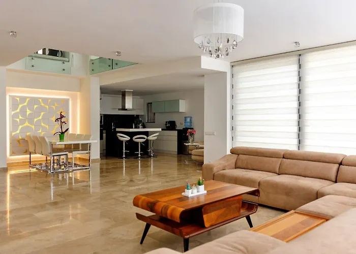 3 Bedroom 4999 *